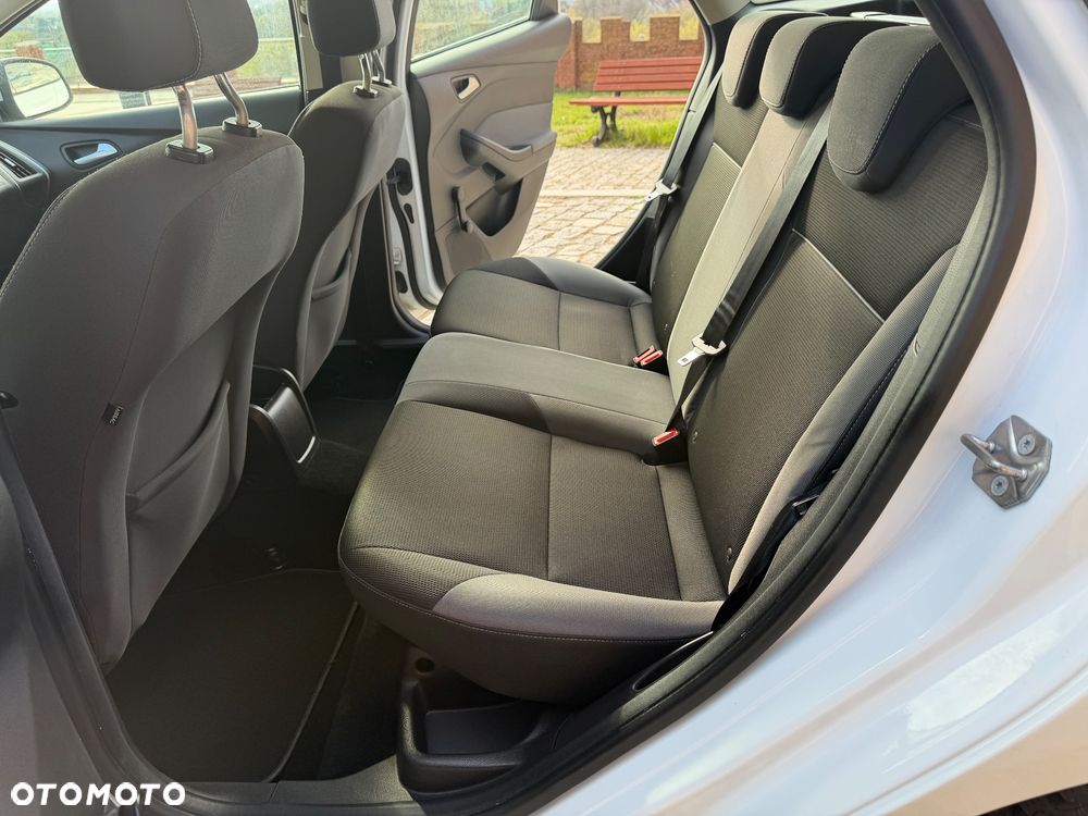 Ford Focus 1.6 TDCi DPF Titanium - 18
