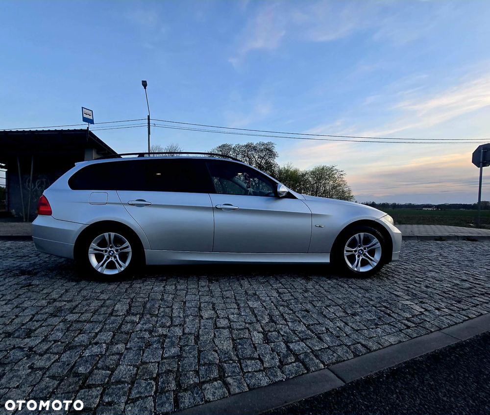 BMW Seria 3 - 1