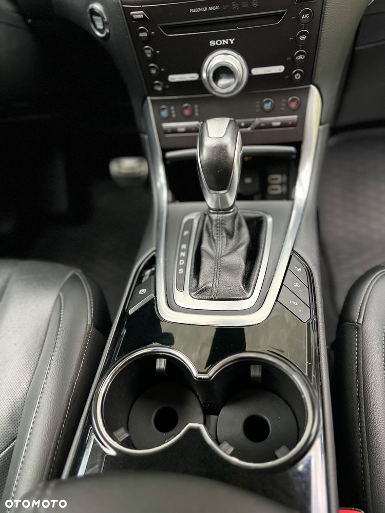 Ford S-Max 2.0 TDCi Titanium PowerShift - 22