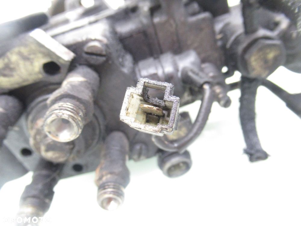 POMPA WTRYSKOWA HYUNDAI H100 2.5 TDiC 1046408182 NA LINKE - 2