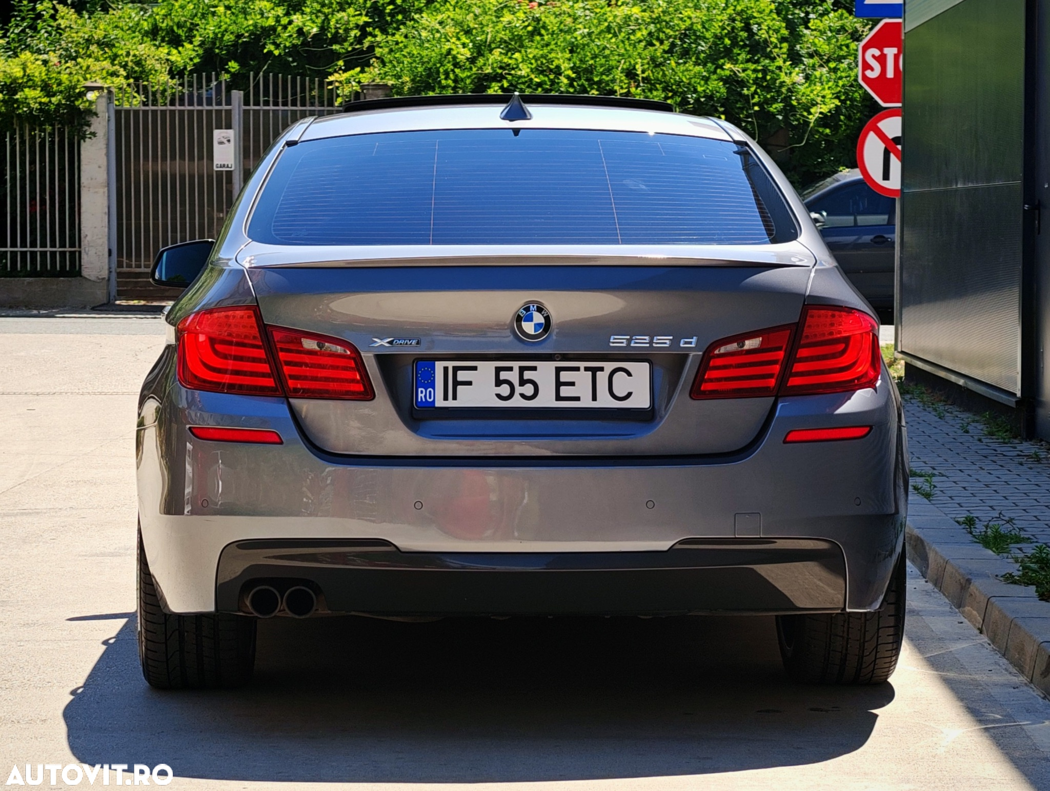 BMW Seria 5 525d xDrive AT - 27