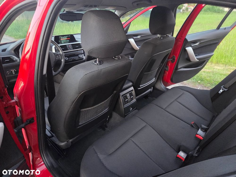 BMW Seria 1 118i Edition Colorvision - 22
