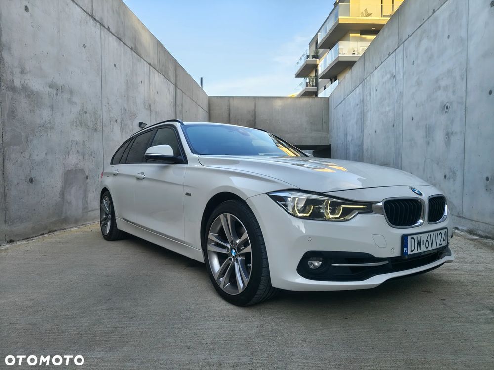 BMW Seria 3 320d Sport Line - 1