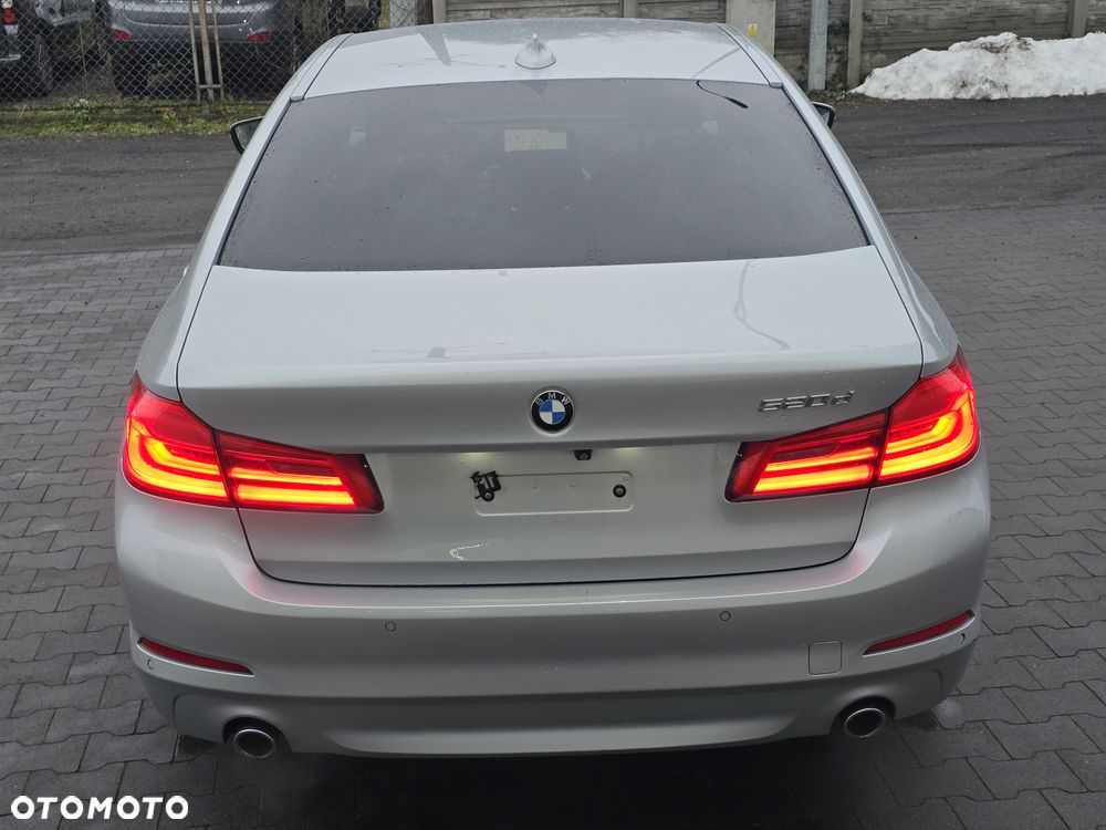 BMW Seria 5 520d - 15