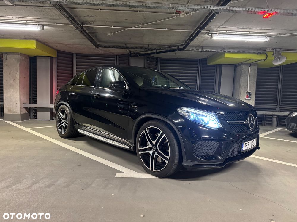 Mercedes-Benz GLE AMG Coupe 43 4-Matic - 3