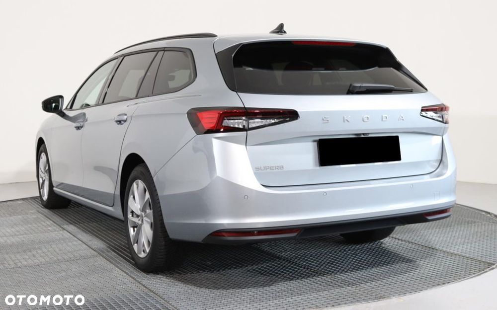 Skoda Superb 2.0 TDI SCR Drive DSG - 5