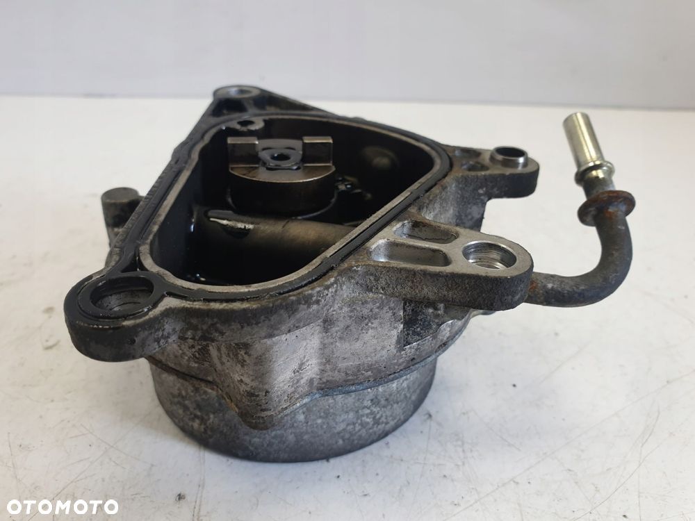 POMPA VACUM Opel Vectra C 3.0 CDTI V6 _ wakum - 3