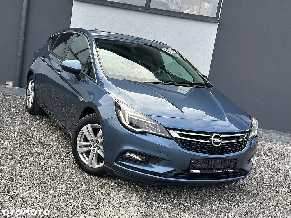Opel Astra 1.6 CDTI Cosmo - 2