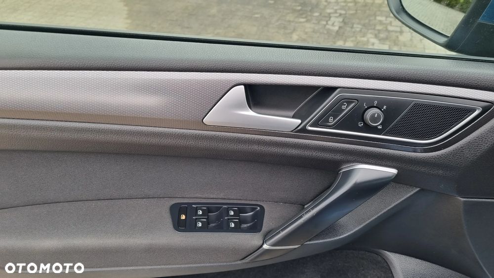 Volkswagen Golf Sportsvan 1.4 TSI BlueMotion Technology Lounge - 15