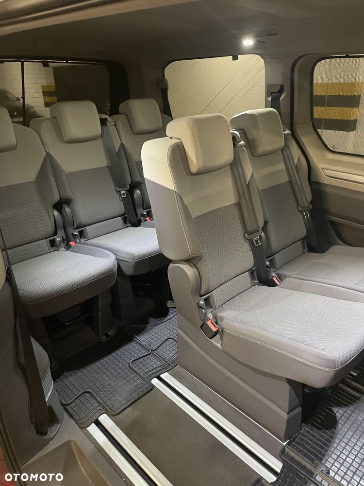 Volkswagen Multivan - 6
