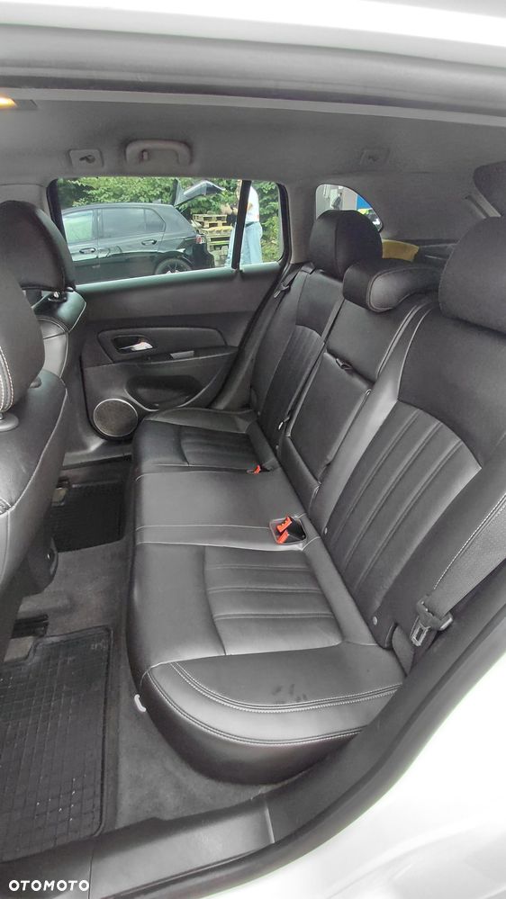 Chevrolet Cruze - 15
