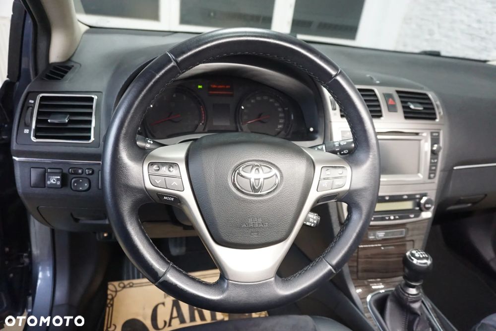 Toyota Avensis 1.8 Life - 22
