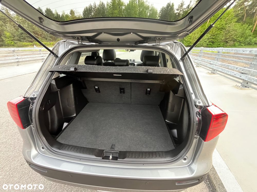 Suzuki Vitara 1.4 Boosterjet Hybrid Comfort+ - 12