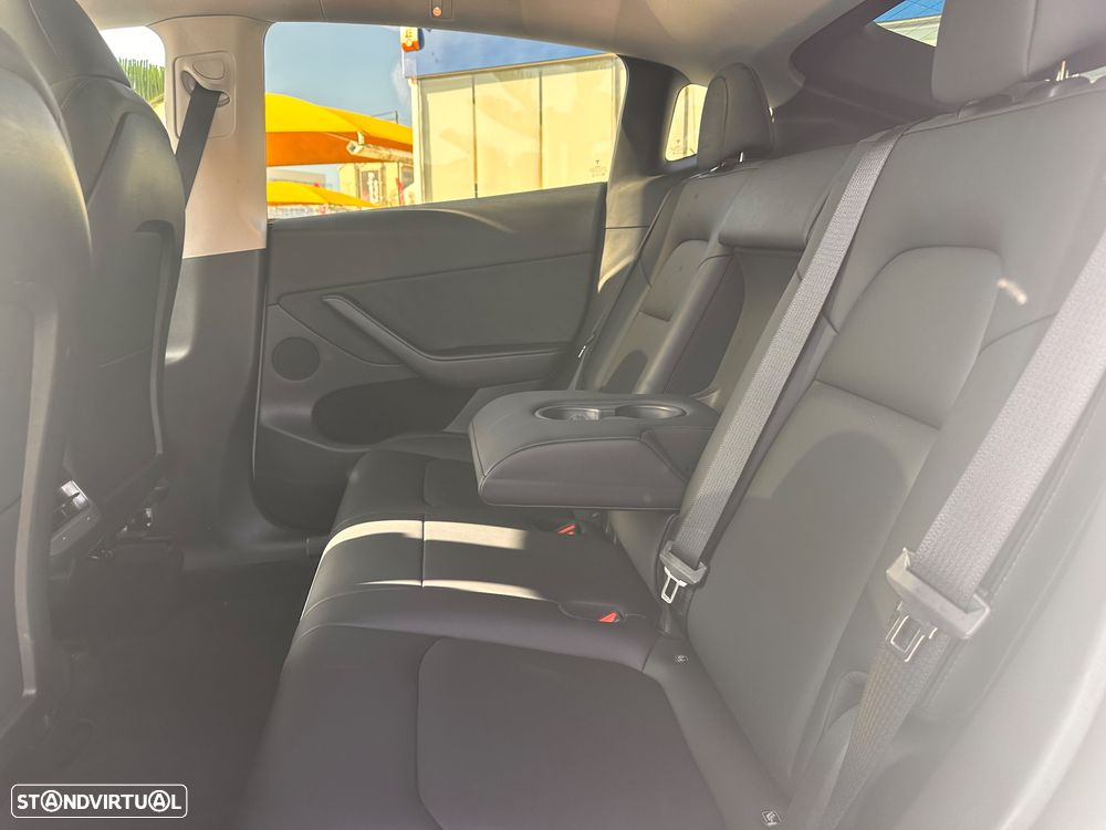 Tesla Model Y Tração Traseira - 45