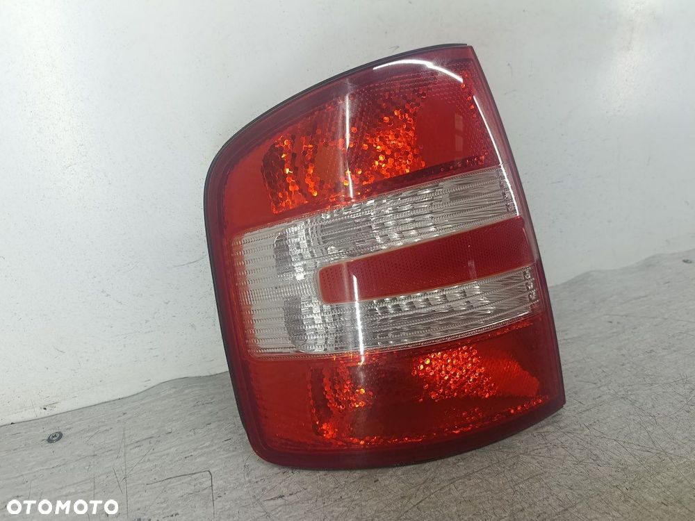 LAMPA TYLNA LEWA SKODA FABIA I FL KOMBI - 6