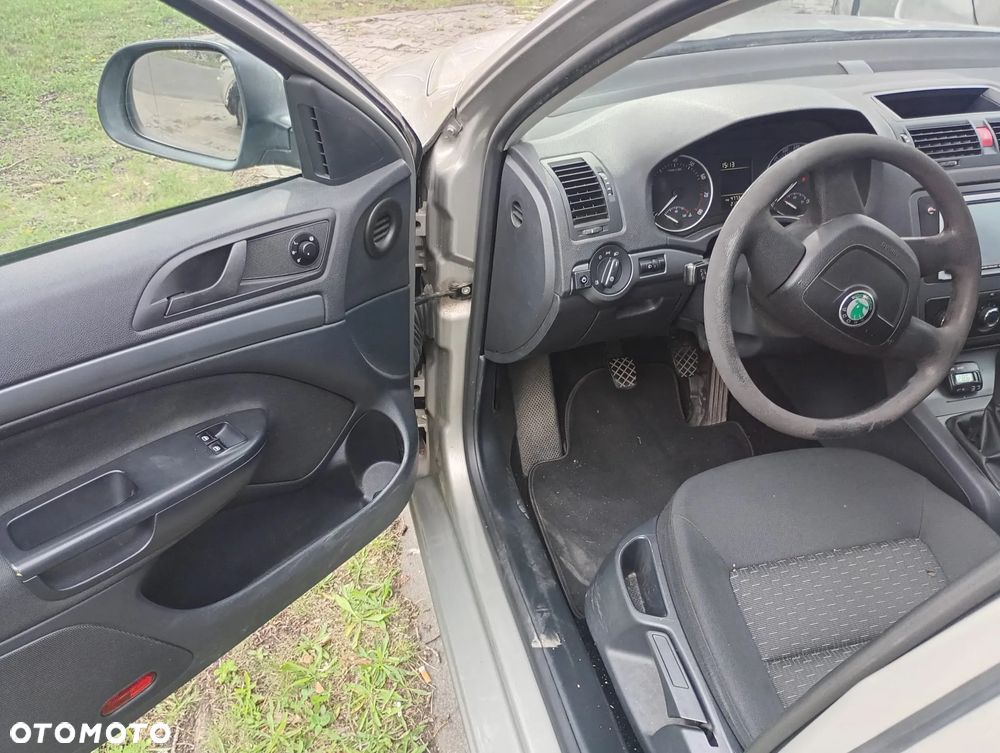 Skoda Octavia 1.6 Active - 8