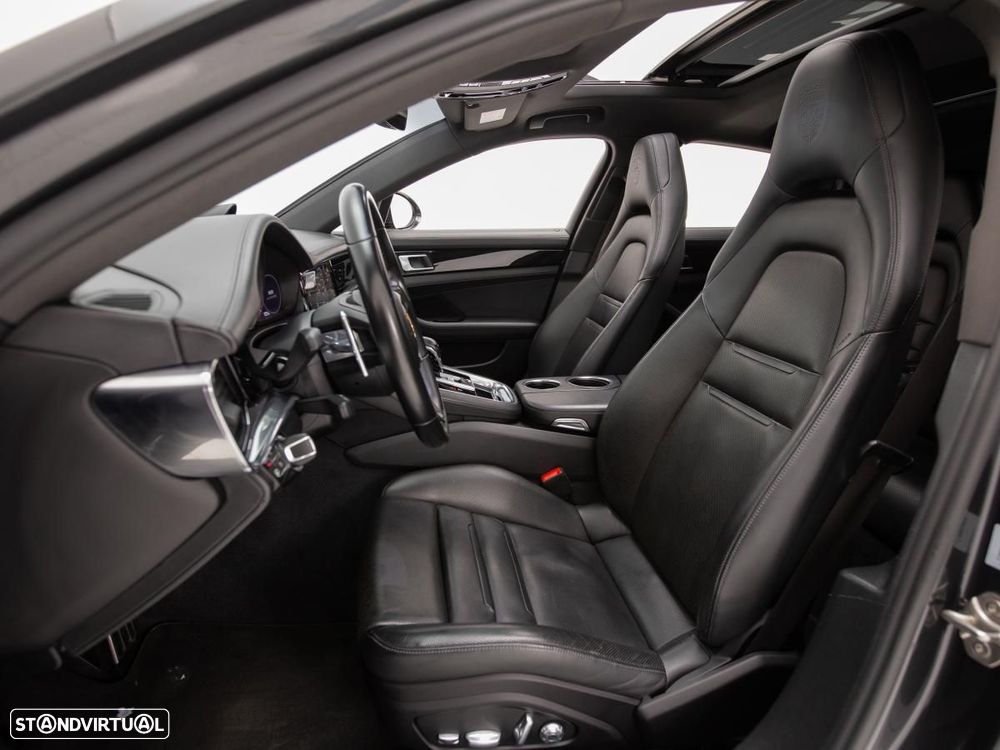 Porsche Panamera 4 E-Hybrid - 9