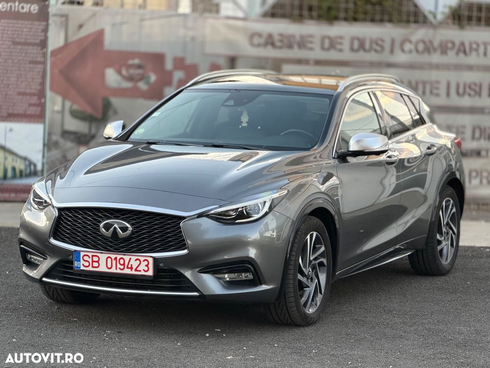 Infiniti Q30 1.5d Premium Tech - 2