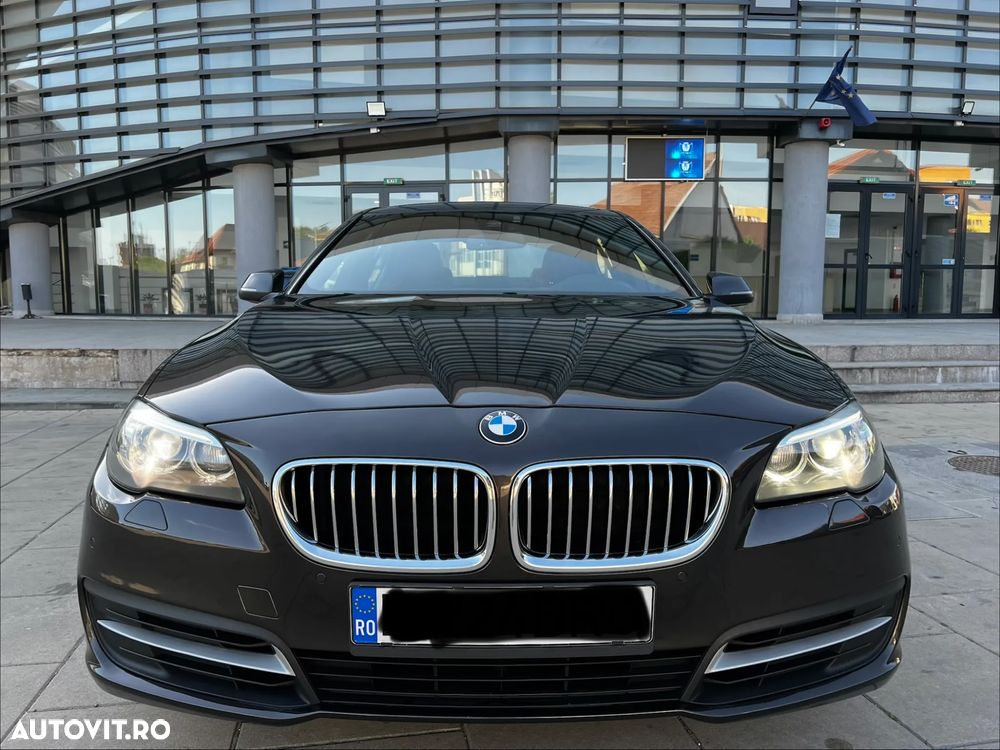 BMW Seria 5 520d Aut. - 1