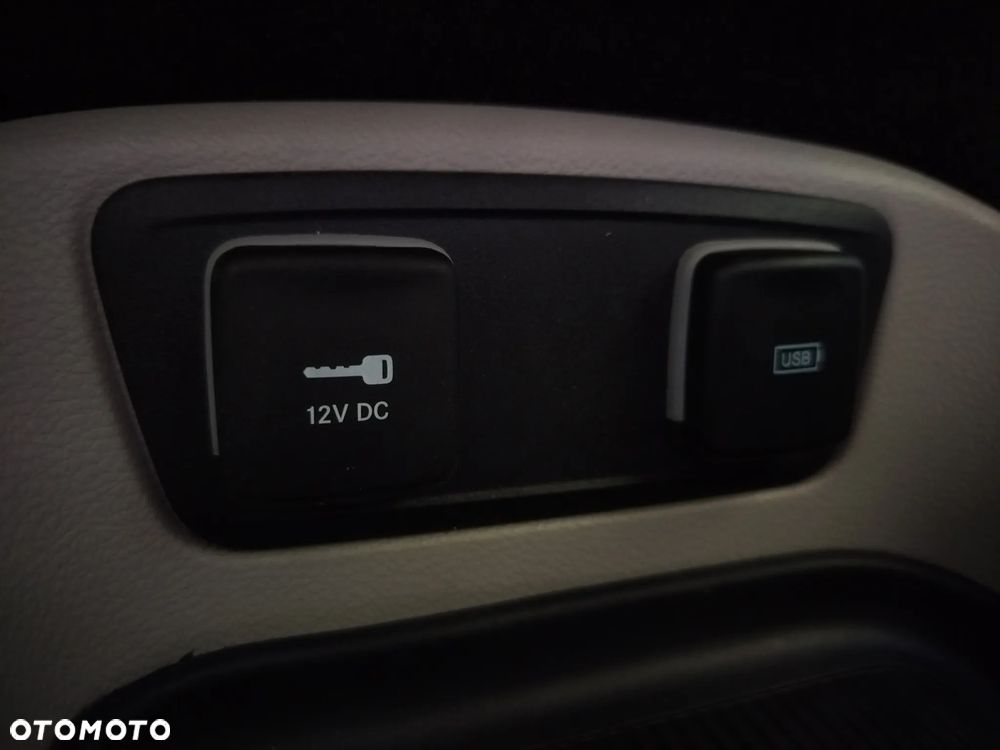 Chrysler Pacifica - 24