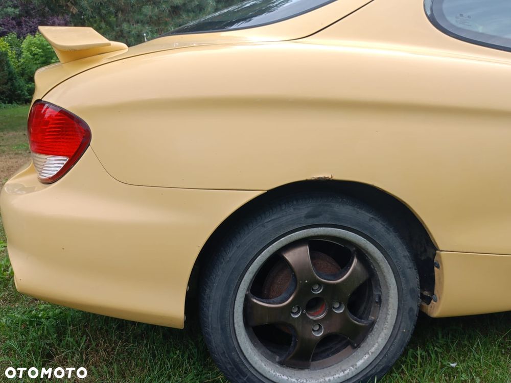 Hyundai Coupe 1.6 Base - 7