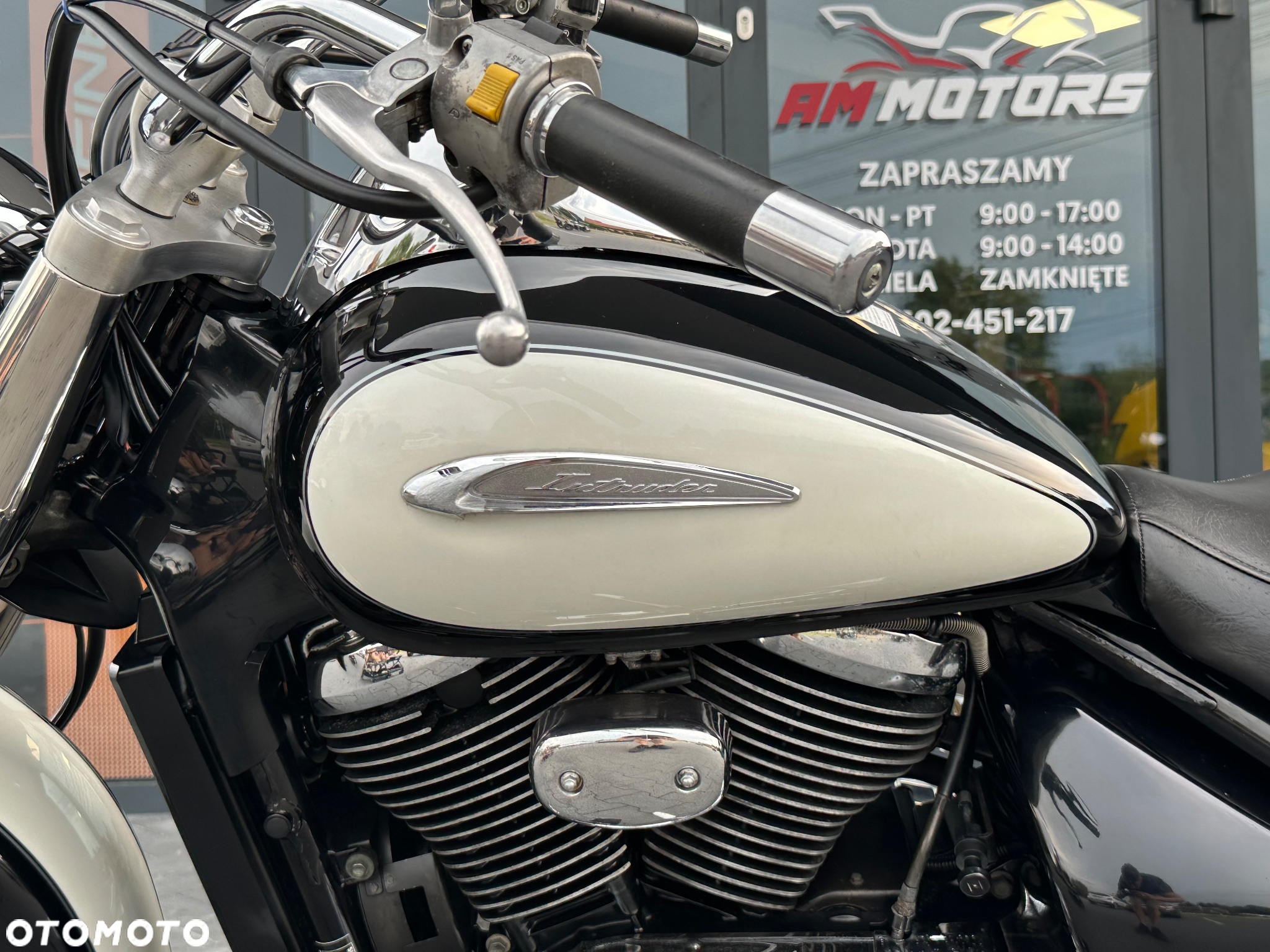 Suzuki VL 800 Volusia - 34