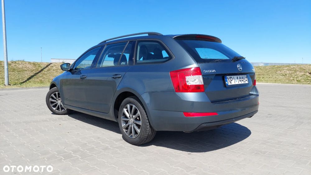 Skoda Octavia 2.0 TDI Ambition DSG - 9
