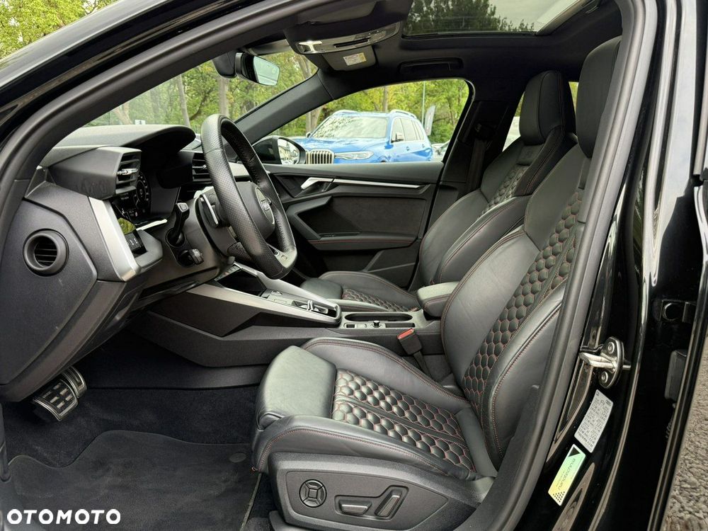 Audi RS3 Sportback - 11