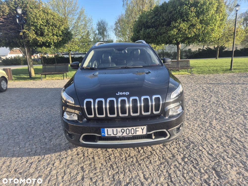 Jeep Cherokee - 37