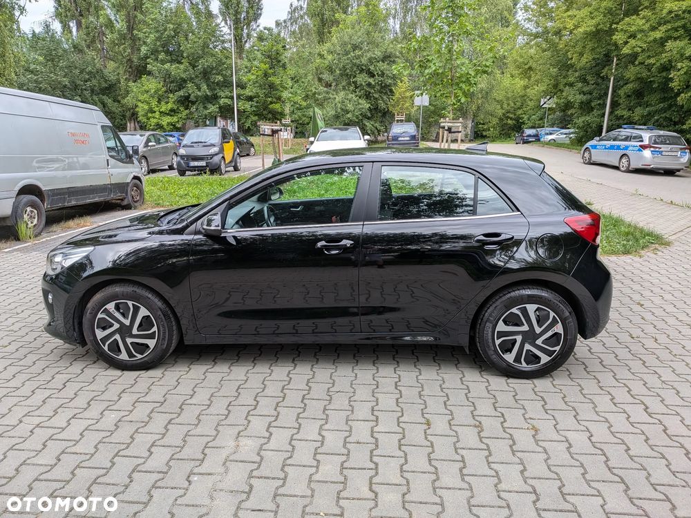 Kia Rio 1.2 Business Line - 4