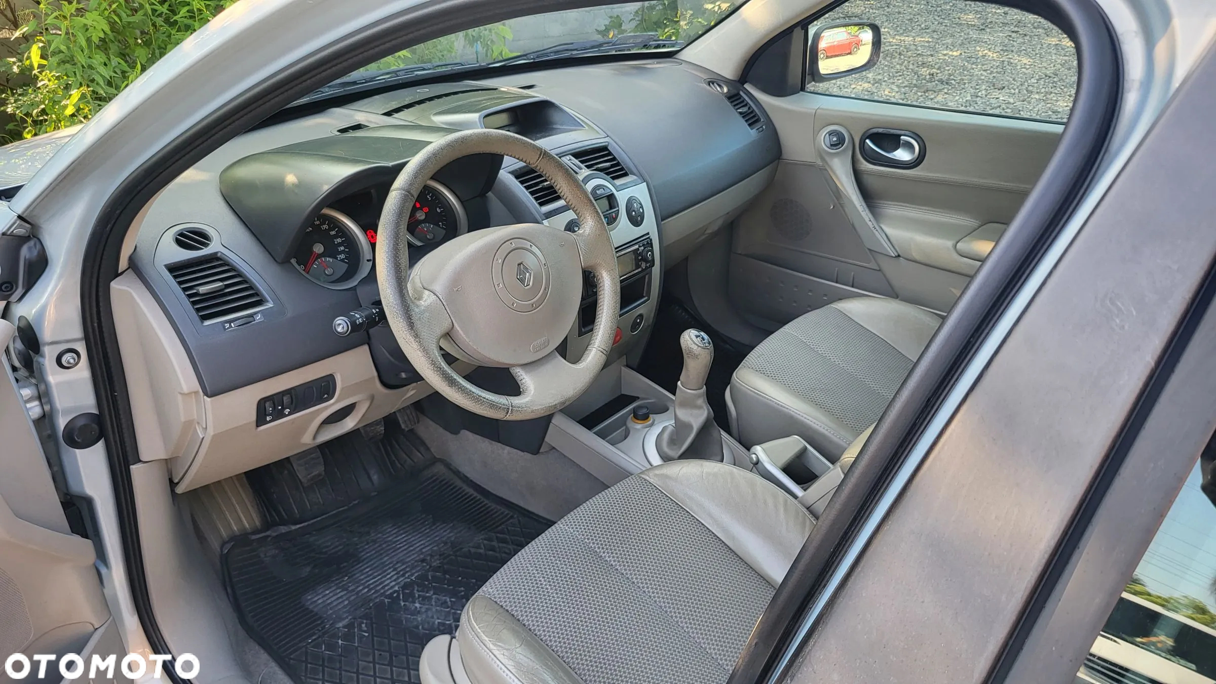Renault Megane 1.6 Confort Authentique - 15