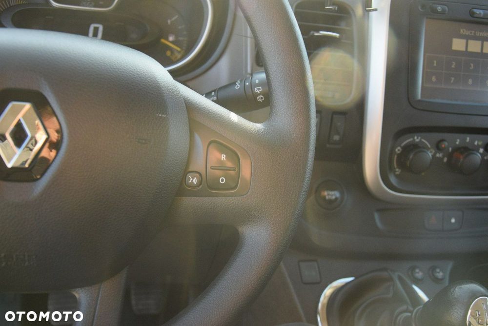 Renault Trafic - 29