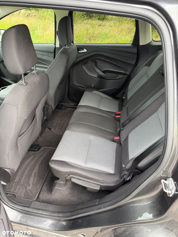 Ford Kuga - 6