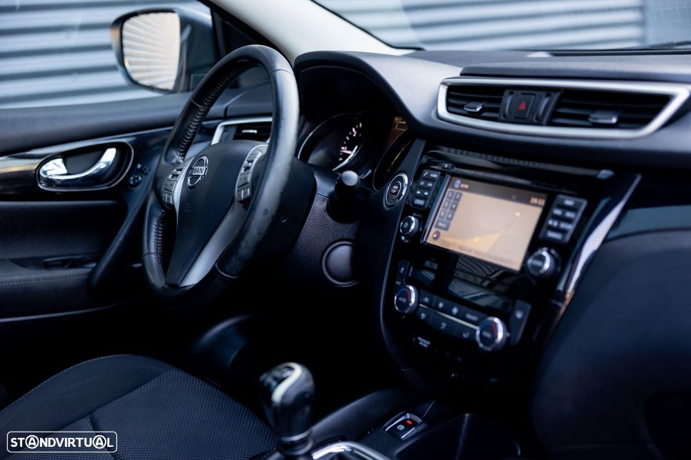 Nissan Qashqai 1.5 dCi N-Connecta - 29