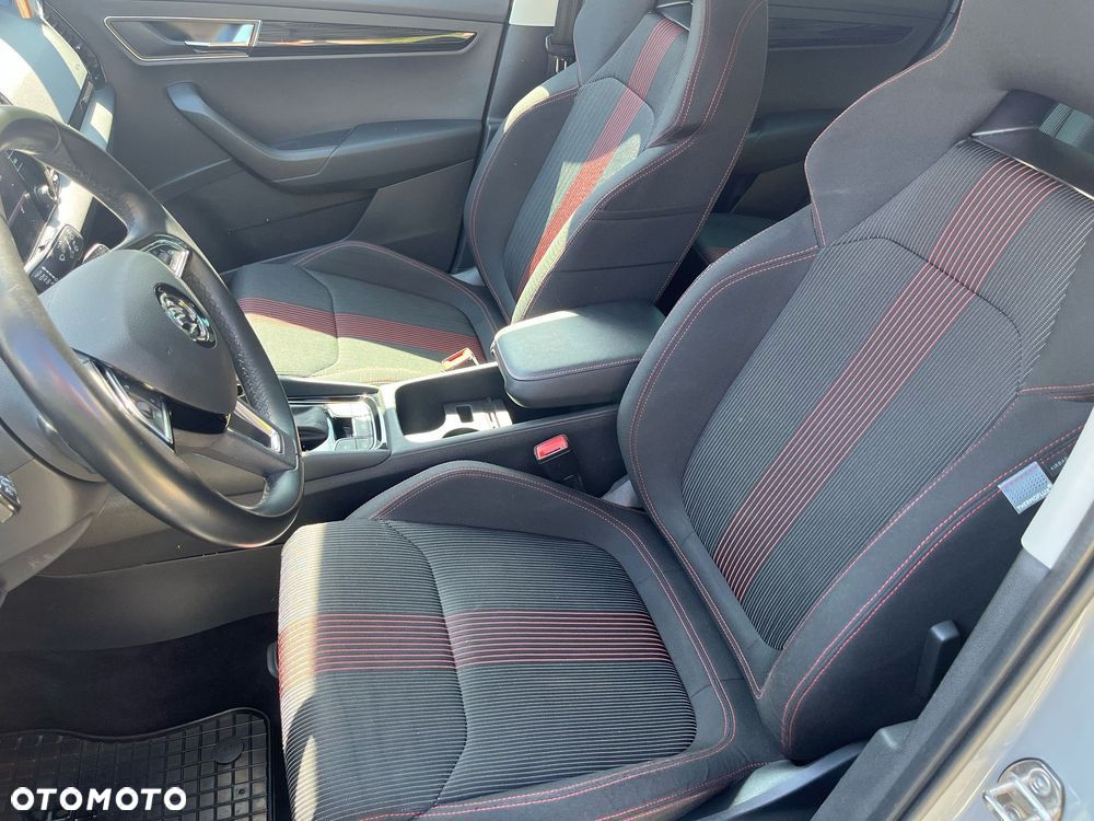 Skoda Karoq 2.0 TDI SCR 4x4 Sportline DSG - 5