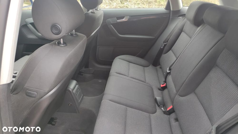 Audi A3 Sportback 2.0 TFSI Ambiente - 10