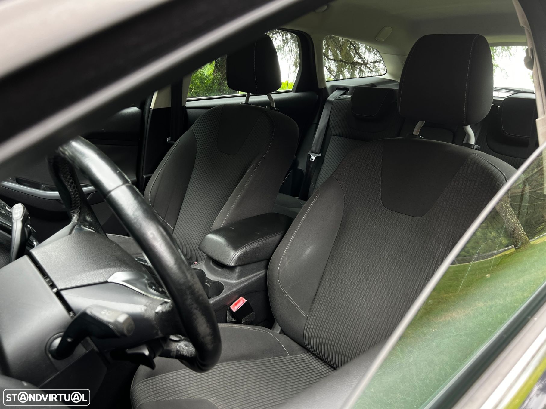 Ford Focus SW 1.6 TDCi Titanium - 35