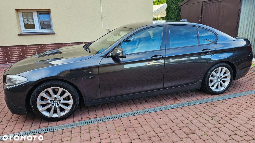 BMW Seria 5 535i xDrive Modern Line - 15