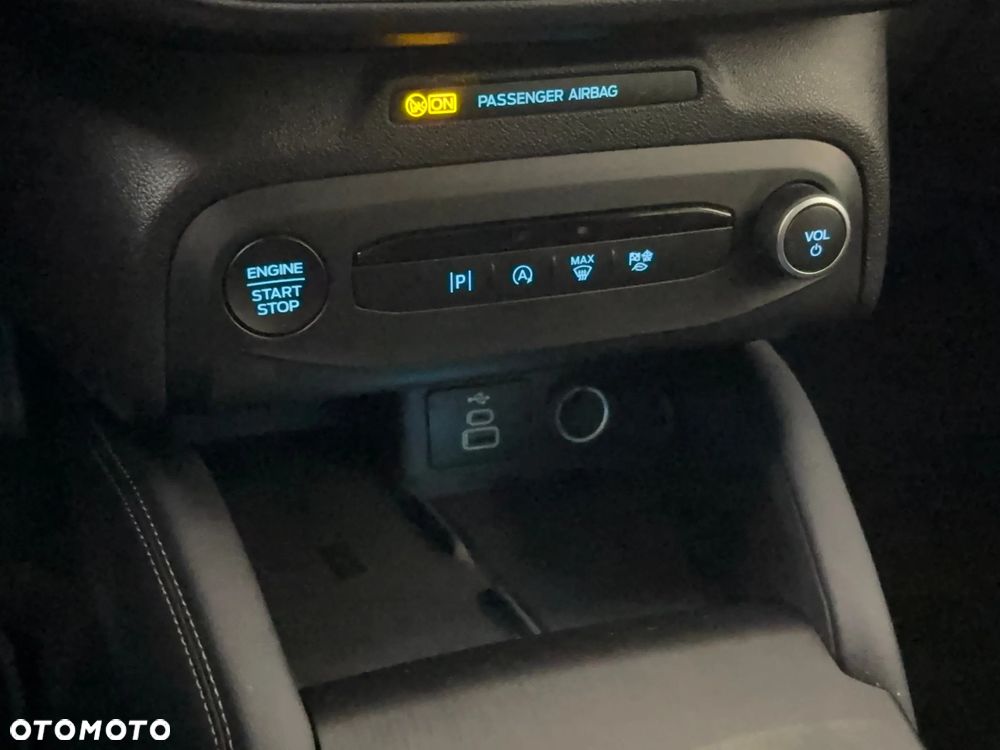 Ford Focus 1.5 EcoBlue Titanium X - 19