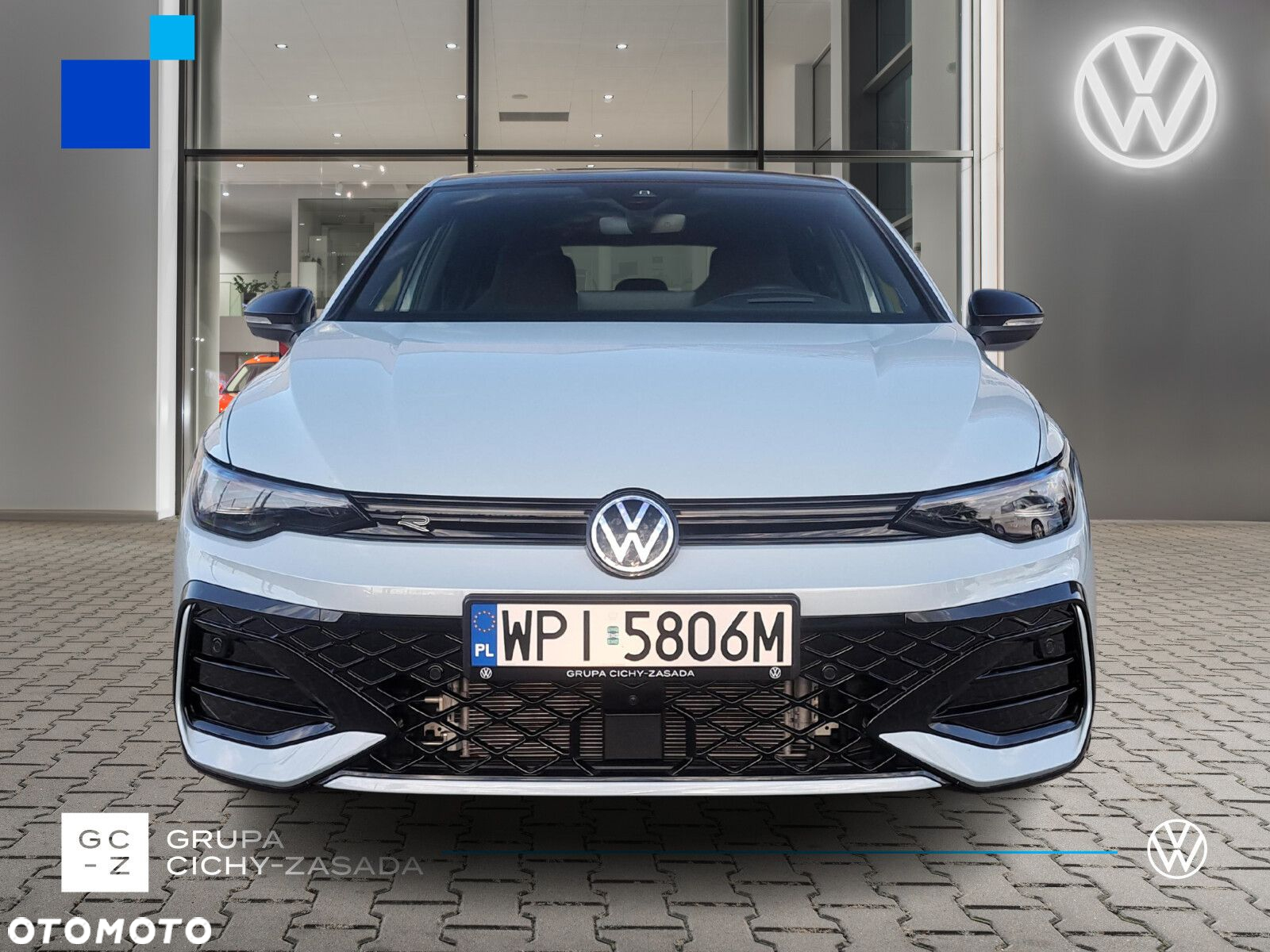 Volkswagen Golf VIII 1.5 eTSI mHEV R-Line Plus DSG - 8