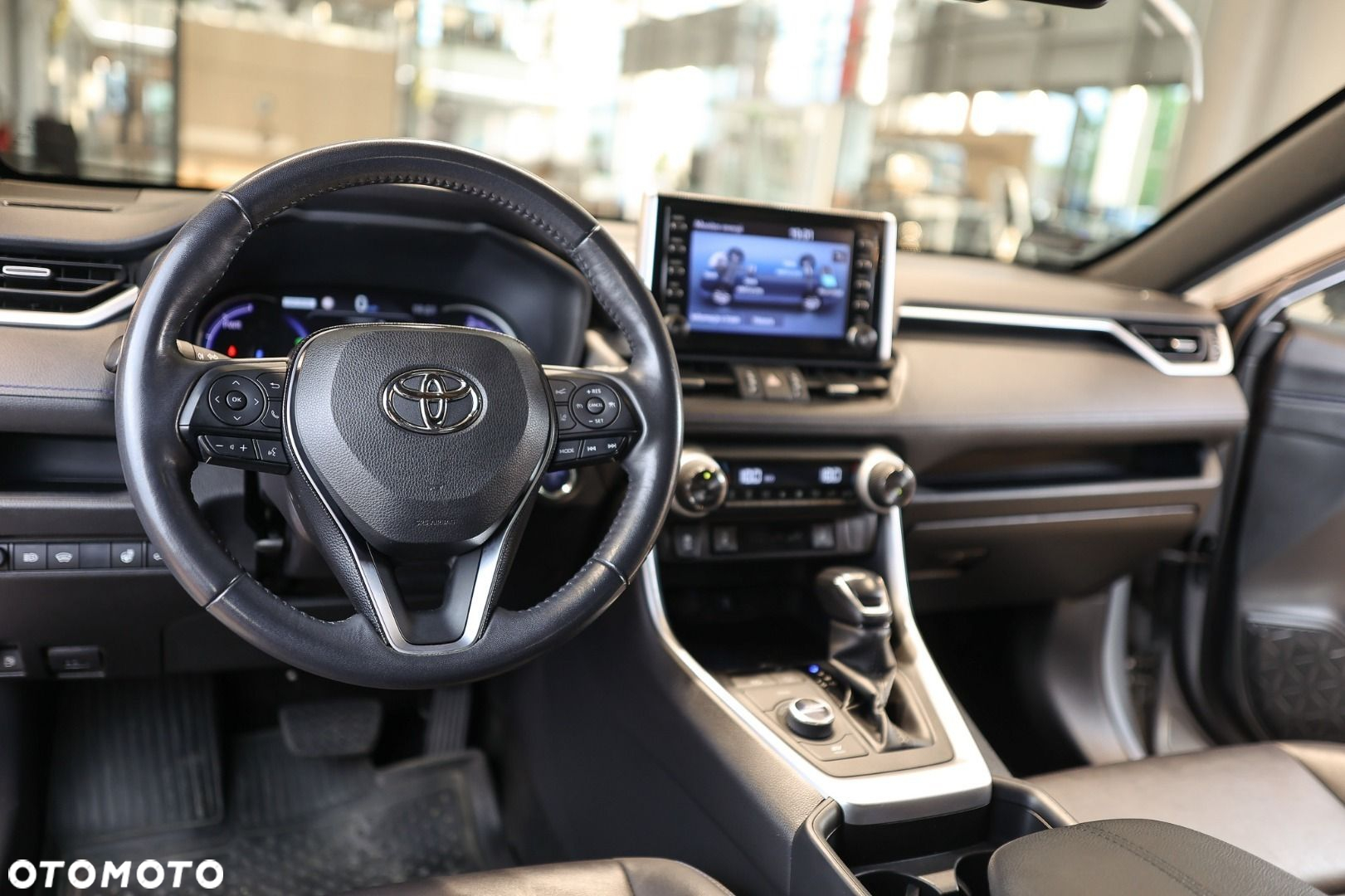 Toyota RAV4 - 13