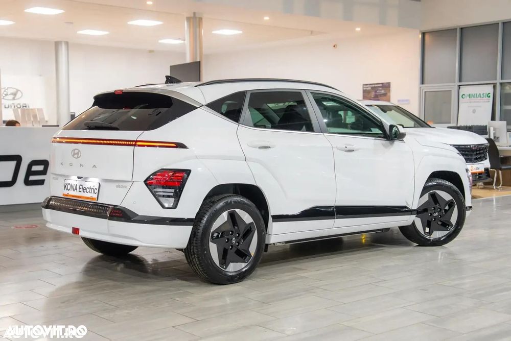 Hyundai KONA - 5