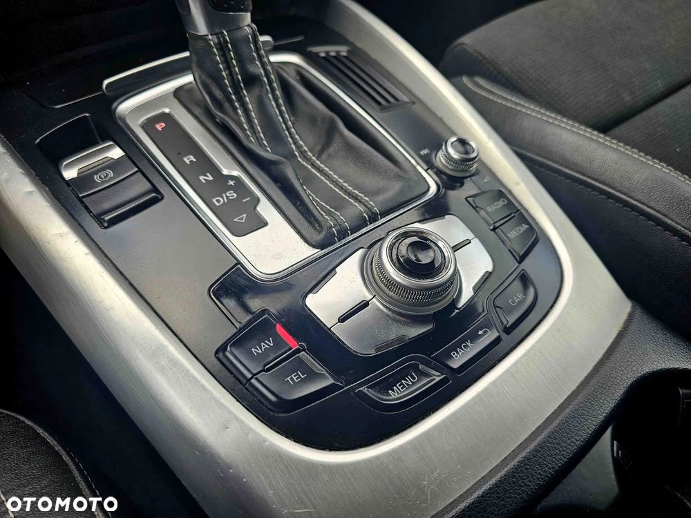 Audi Q5 2.0 TFSI Hybrid Quattro Tiptronic - 25