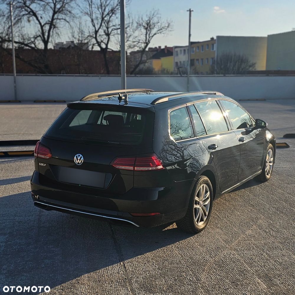 Volkswagen Golf Variant 2.0 TDI SCR DSG Comfortline - 2