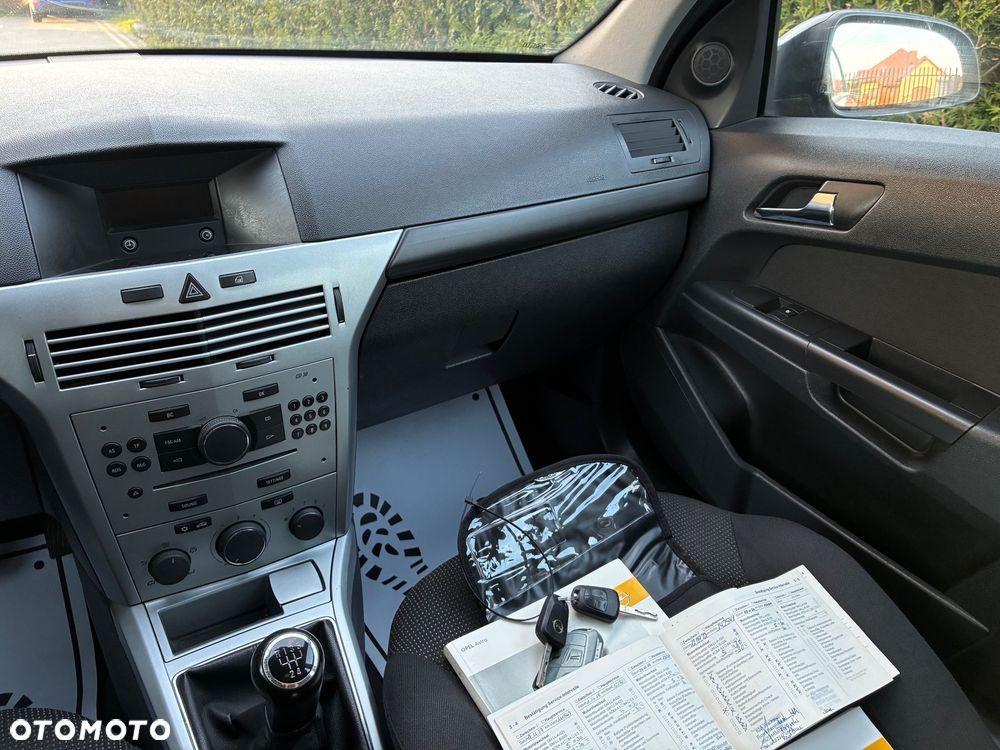 Opel Astra 1.6 Cosmo - 11