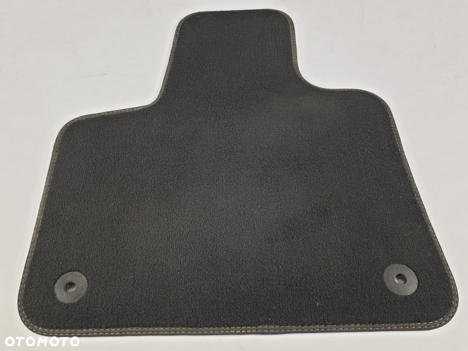PEUGEOT 3008 2.0 BHDI od 2017 r . Dywanik Welurowe - 8