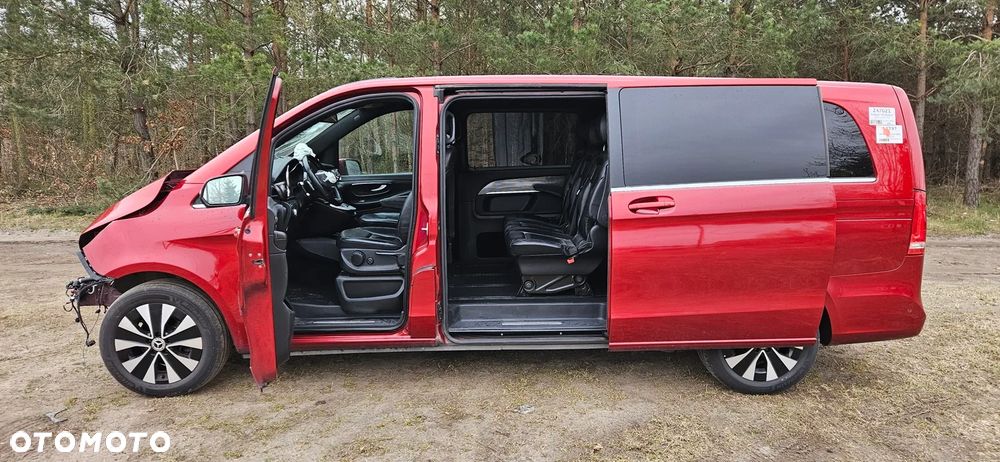 Mercedes-Benz Klasa V - 10