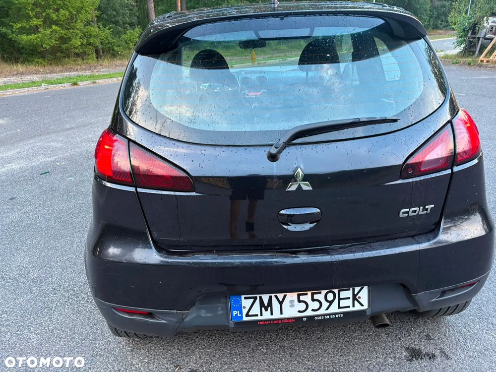 Mitsubishi Colt - 7