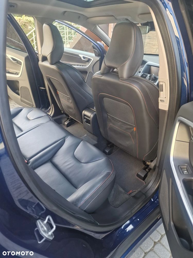 Volvo XC 60 - 19