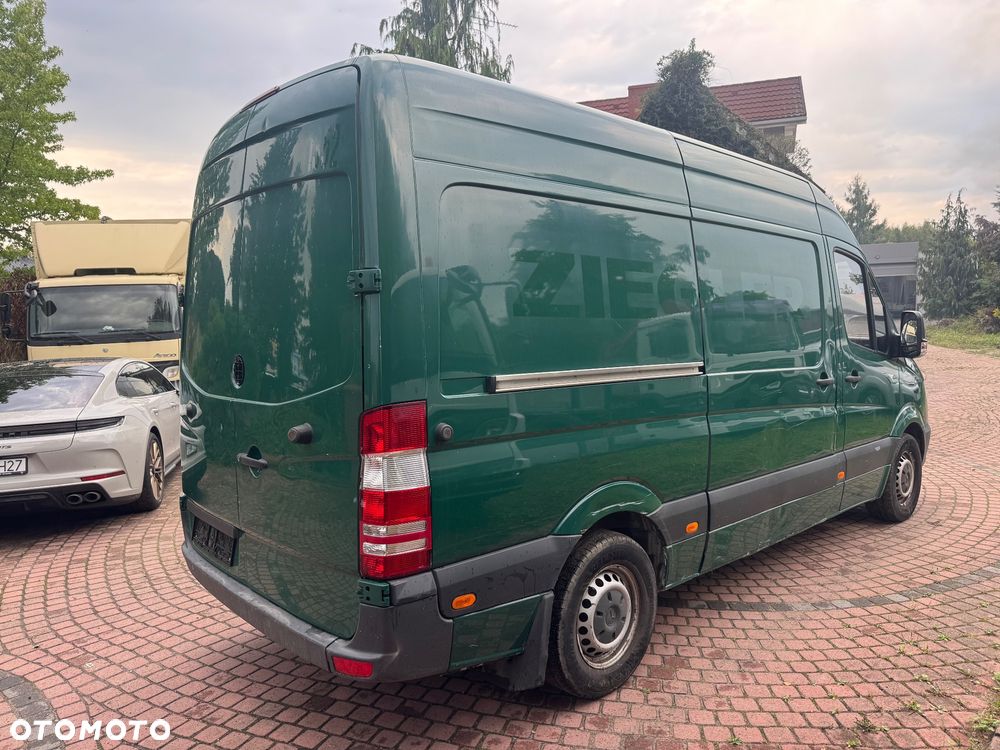 Mercedes-Benz SPRINTER - 5